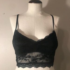 Black lacey bralette